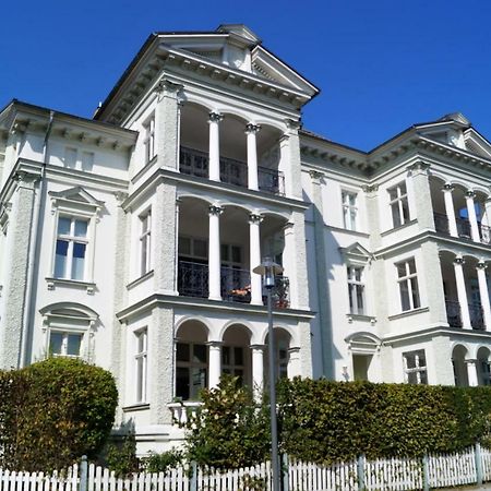 Villa Franz Josef ゼーバート・ヘリングスドルフ エクステリア 写真