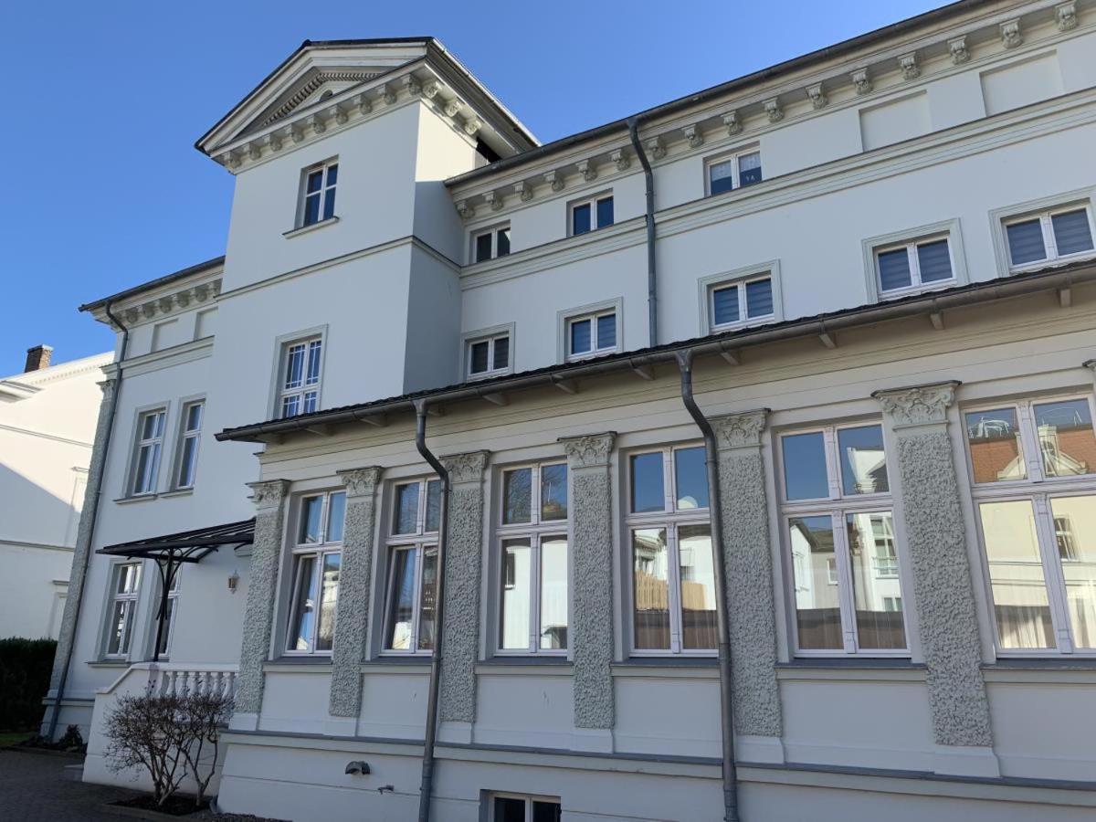 Villa Franz Josef ゼーバート・ヘリングスドルフ エクステリア 写真
