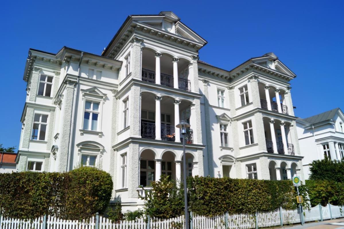 Villa Franz Josef ゼーバート・ヘリングスドルフ エクステリア 写真